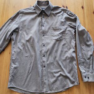 BOSS 16 36/37 button shirt like new